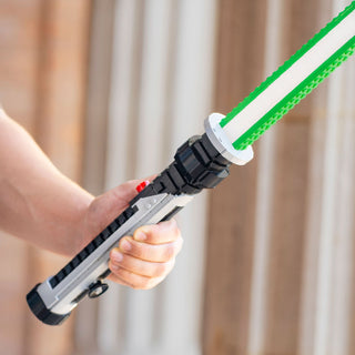 Master Jinn's Life-Sized Saber Wieldable Replica Bricker Builds