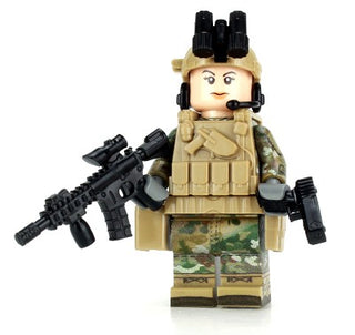 Season 1 Collectible Female Army Combat Soldier Custom Minifigure, BB33