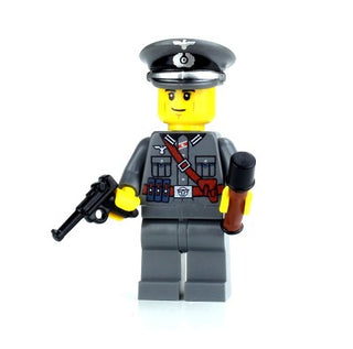 WWII German Wehrmacht Officer Minifigure, BB62