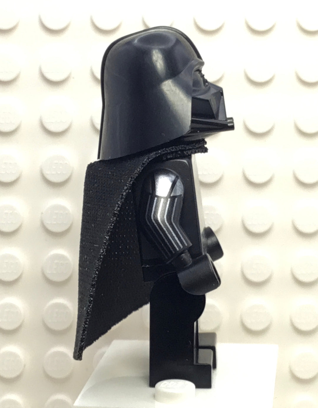 Lego Star Wars MINIFIGURE Darth Vader Battle Damaged -  Israel