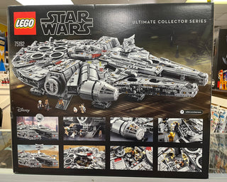 Millennium Falcon - UCS (2nd edition), 75192 Building Kit LEGO®   