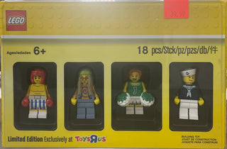 Bricktober Minifigure Collection 4/4 (2017 Toys "R" Us Exclusive), 5004941 Building Kit LEGO®   