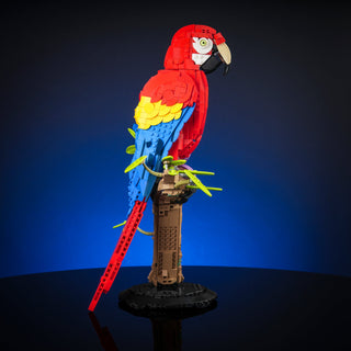 Scarlet Macaw Creature Bricker Builds