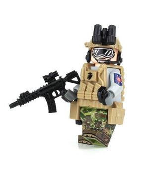 Marine Raider Special Forces Minifigure, BB61
