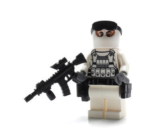 Winter Army Commando Custom Minifigure, BB63