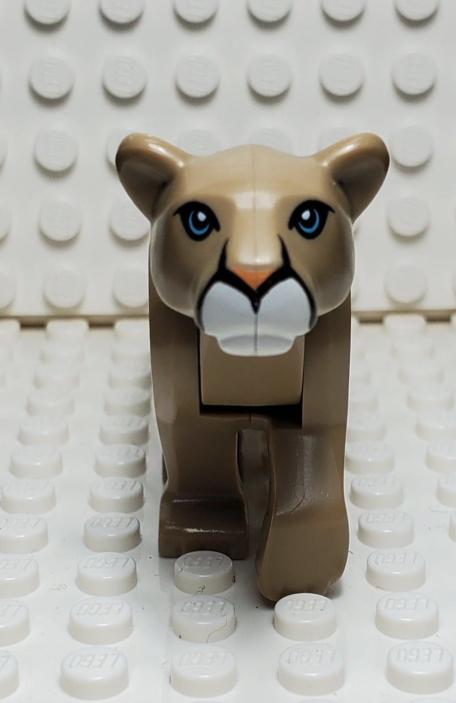 LEGO® Mountain Lion – United Brick Co® - Main Image