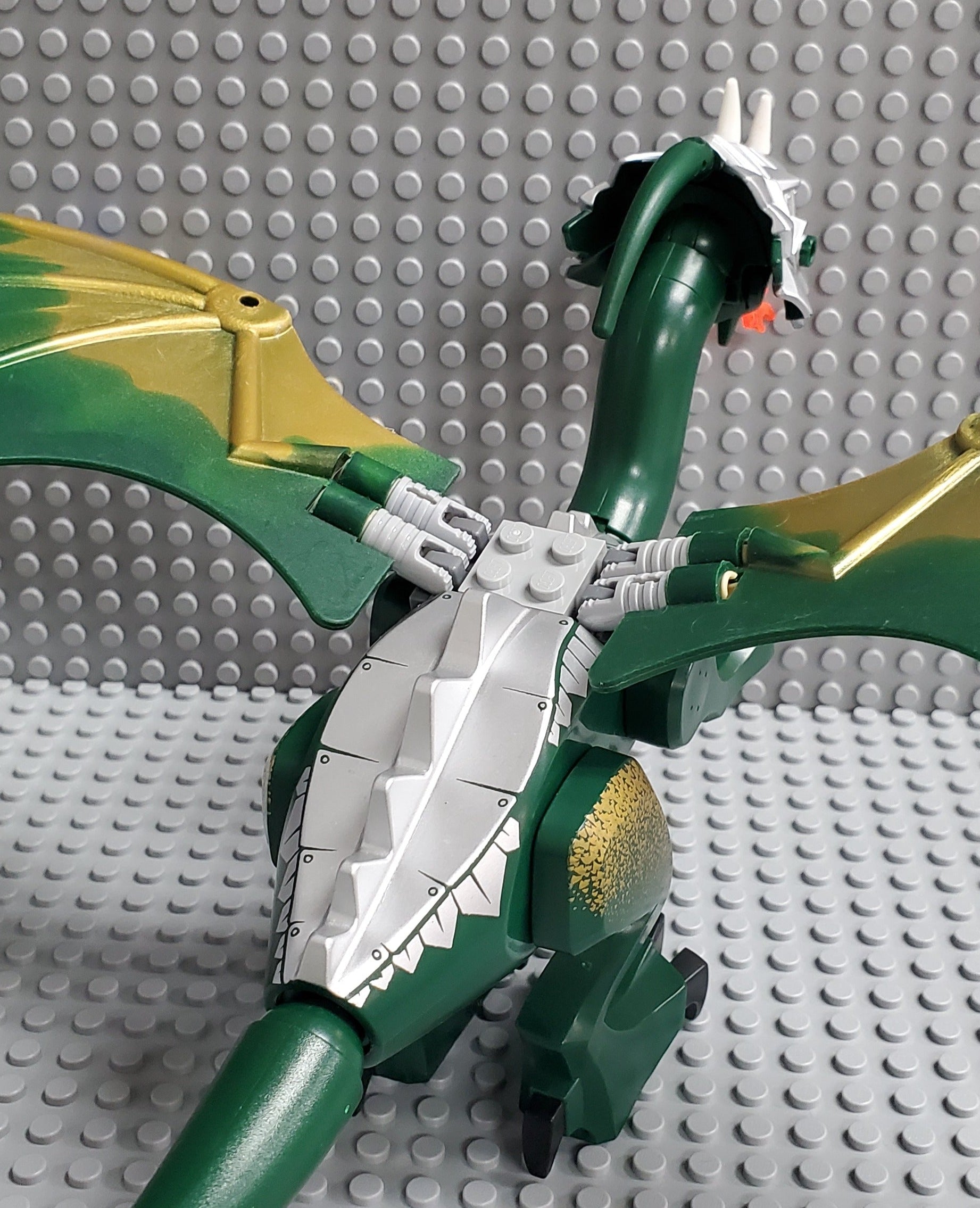 Castle Green Dragon (Dragon on sale 03: Dragon, Fantasy Era, Dark Green Head…)