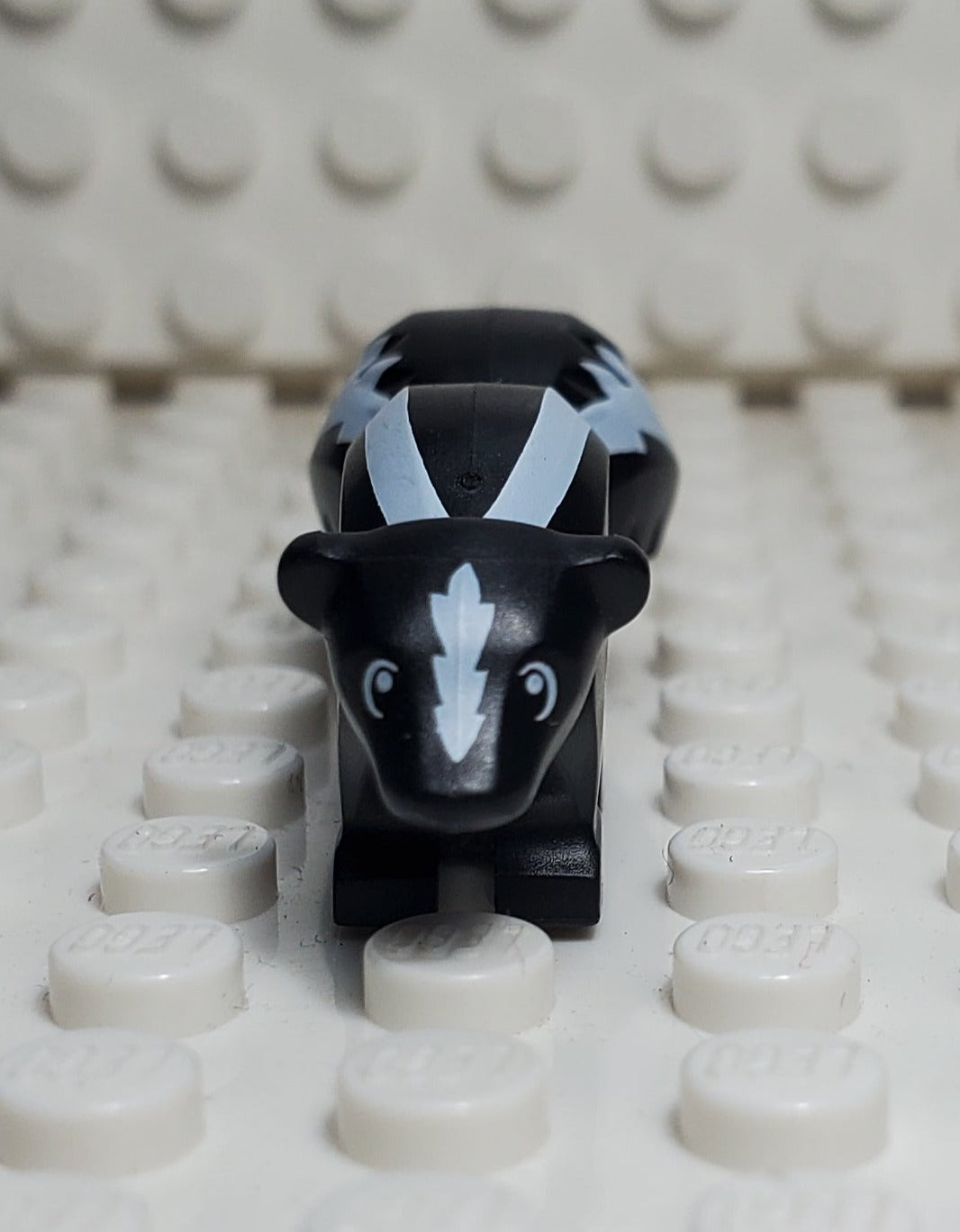 Lego skunk set hot sale