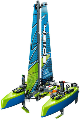 Catamaran, 42105 Building Kit LEGO®   