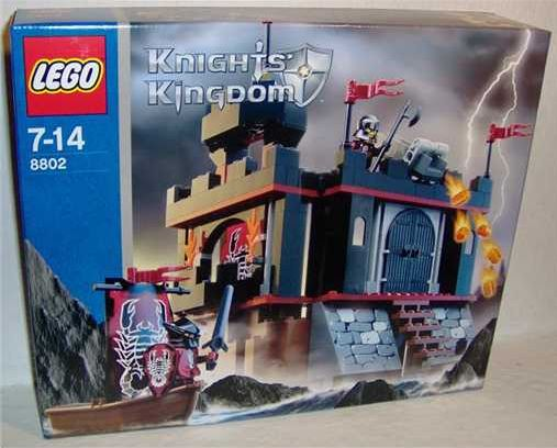 Dark Fortress Landing Set # 8802 Building Kit LEGO®   