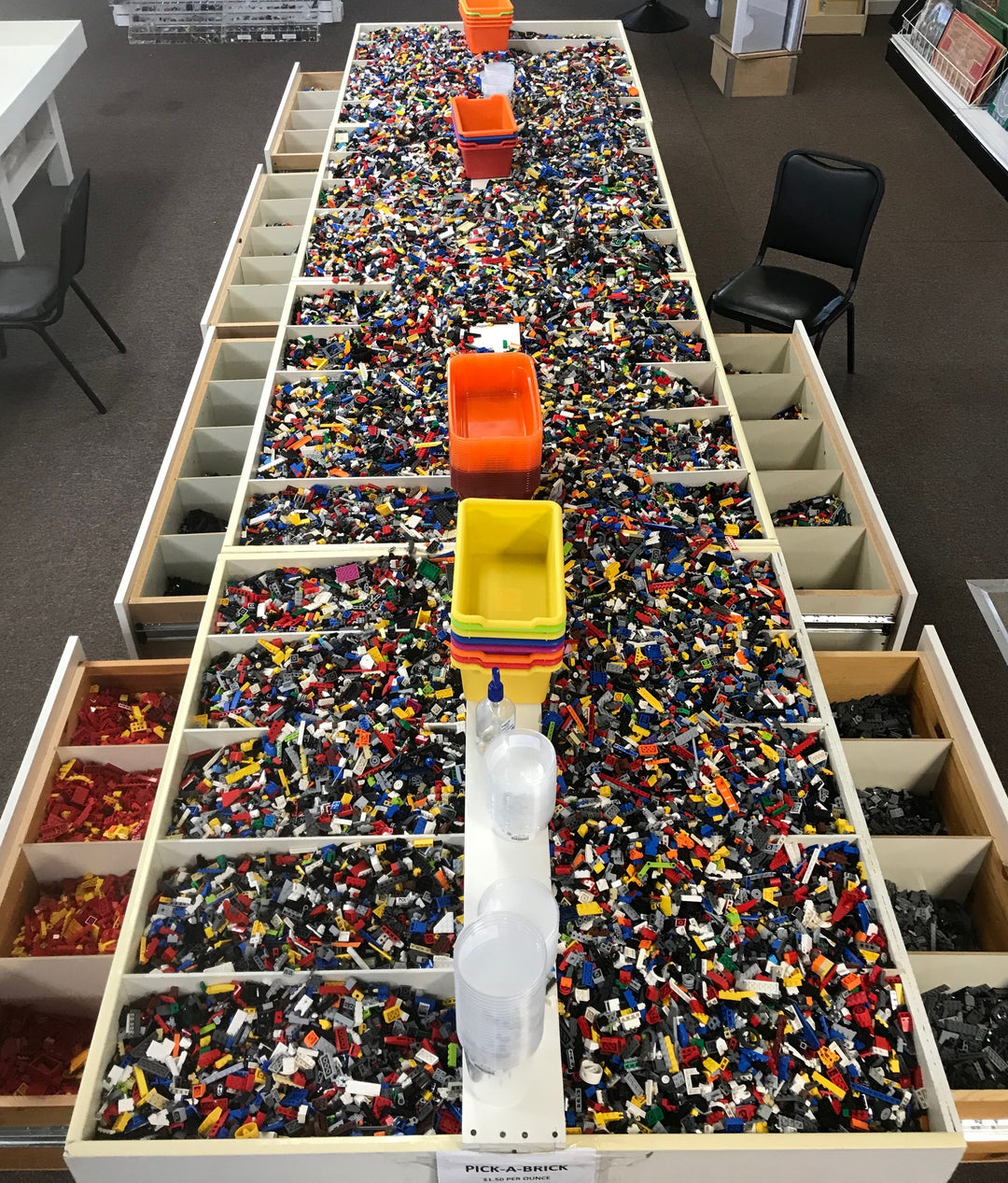  LEGO Parts: 100 Round Transparent Blue Plates 1x1 : Toys & Games
