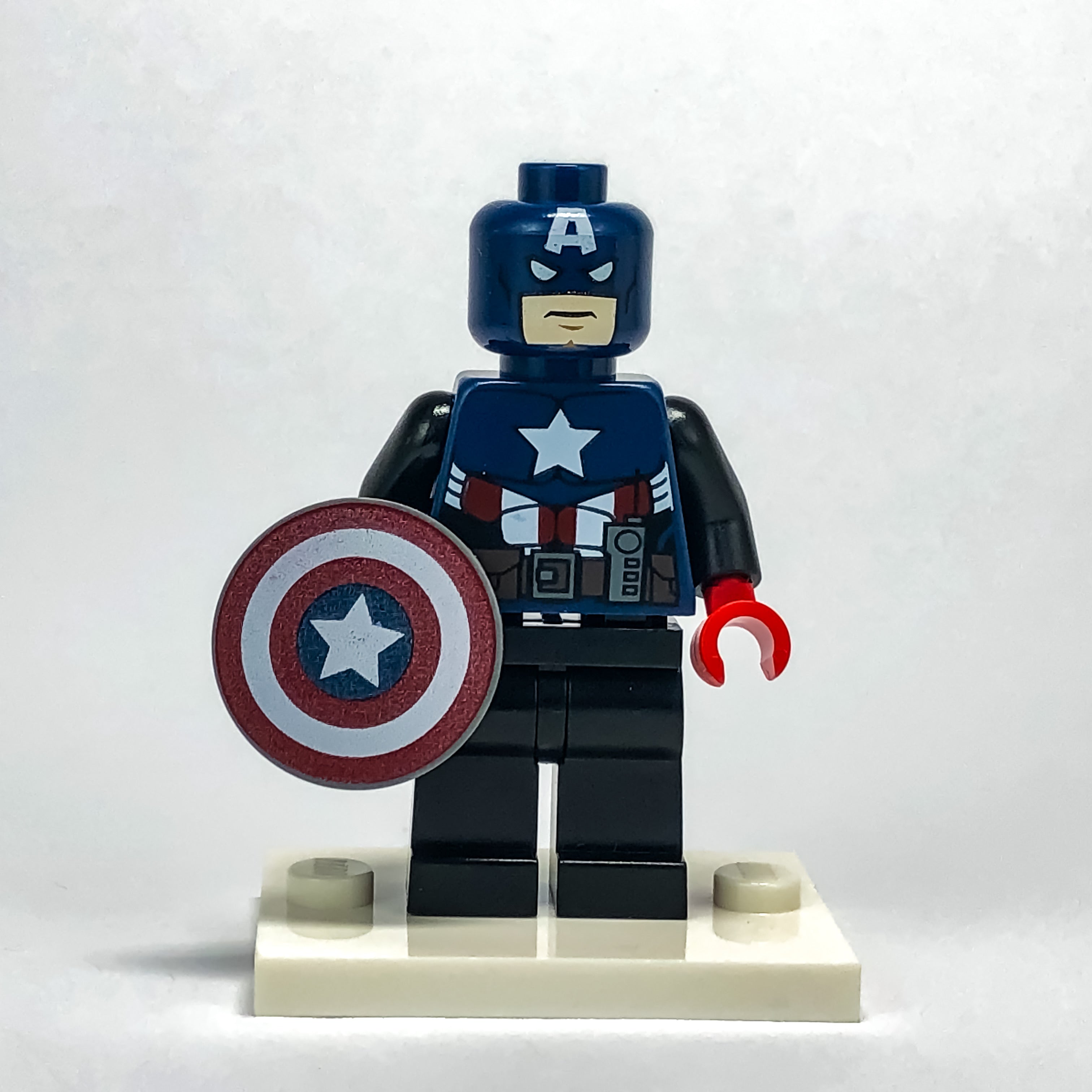 Toy Fair 2012 Captain America Lego Minifigure, sh028 – United