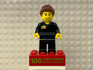 Store Employee gen132 100 LEGO Stores North America Back