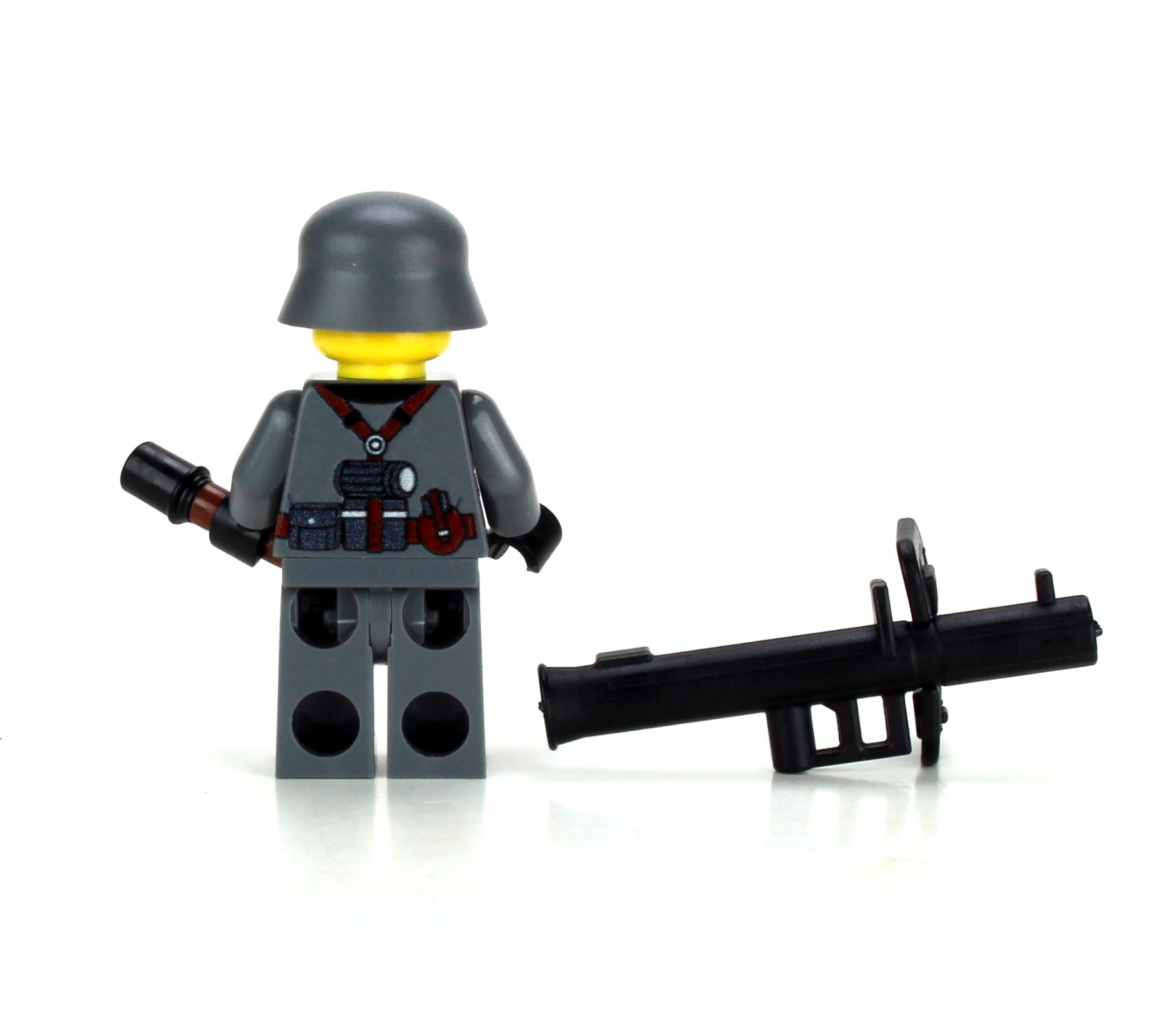 WWII German Soldier Anti-Tank Rocket Custom Minifigure, BB23