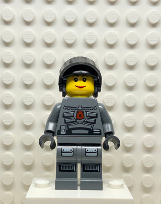 Space Police III Officer 9-Female, sp107 – United Brick Co.