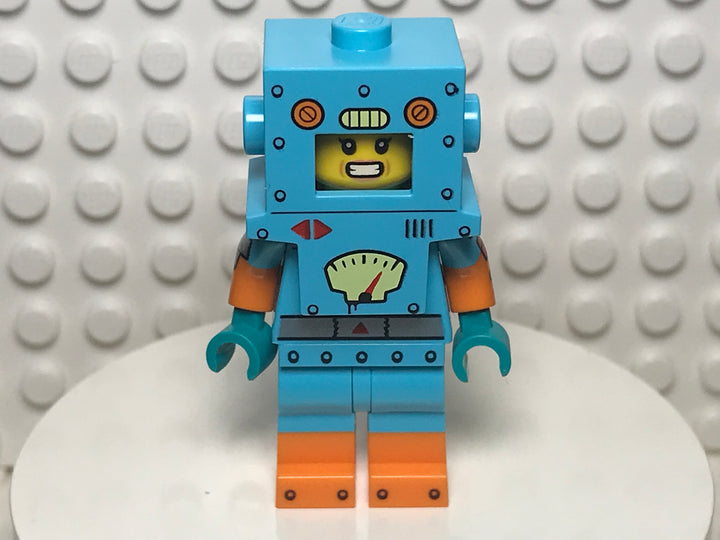 Cardboard Robot, col23-6