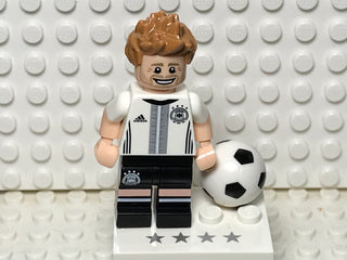 Benedikt Höwedes, coldfb-5 Minifigure LEGO® Complete with stand and accessories  