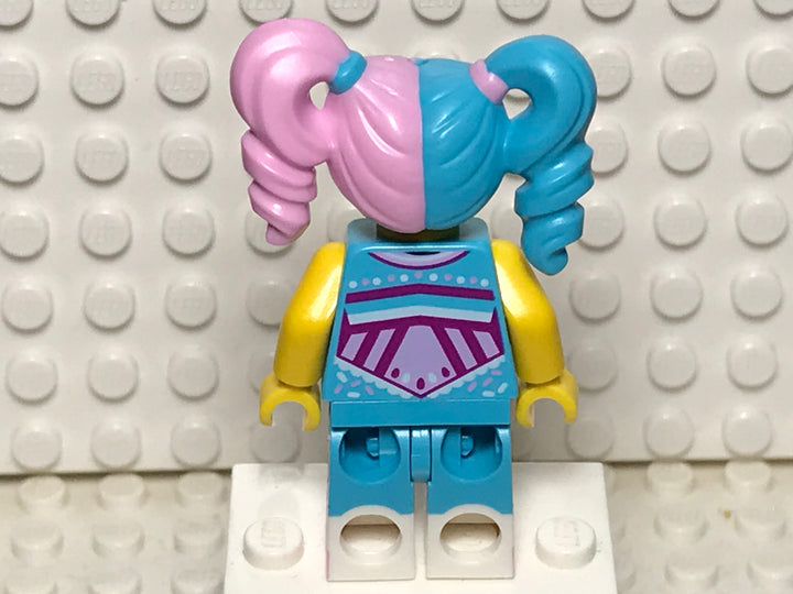 Cotton Candy Cheerleader, vidbm01-10