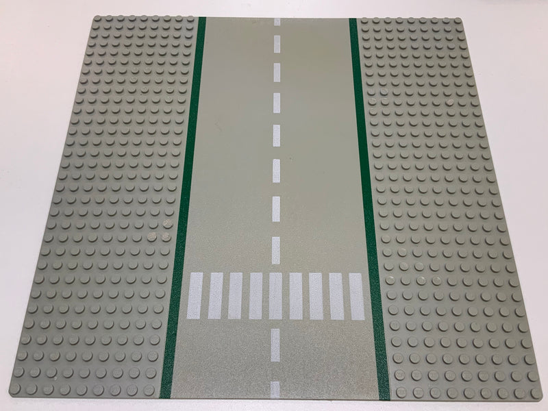32x32 LEGO® Road Baseplate 606p02