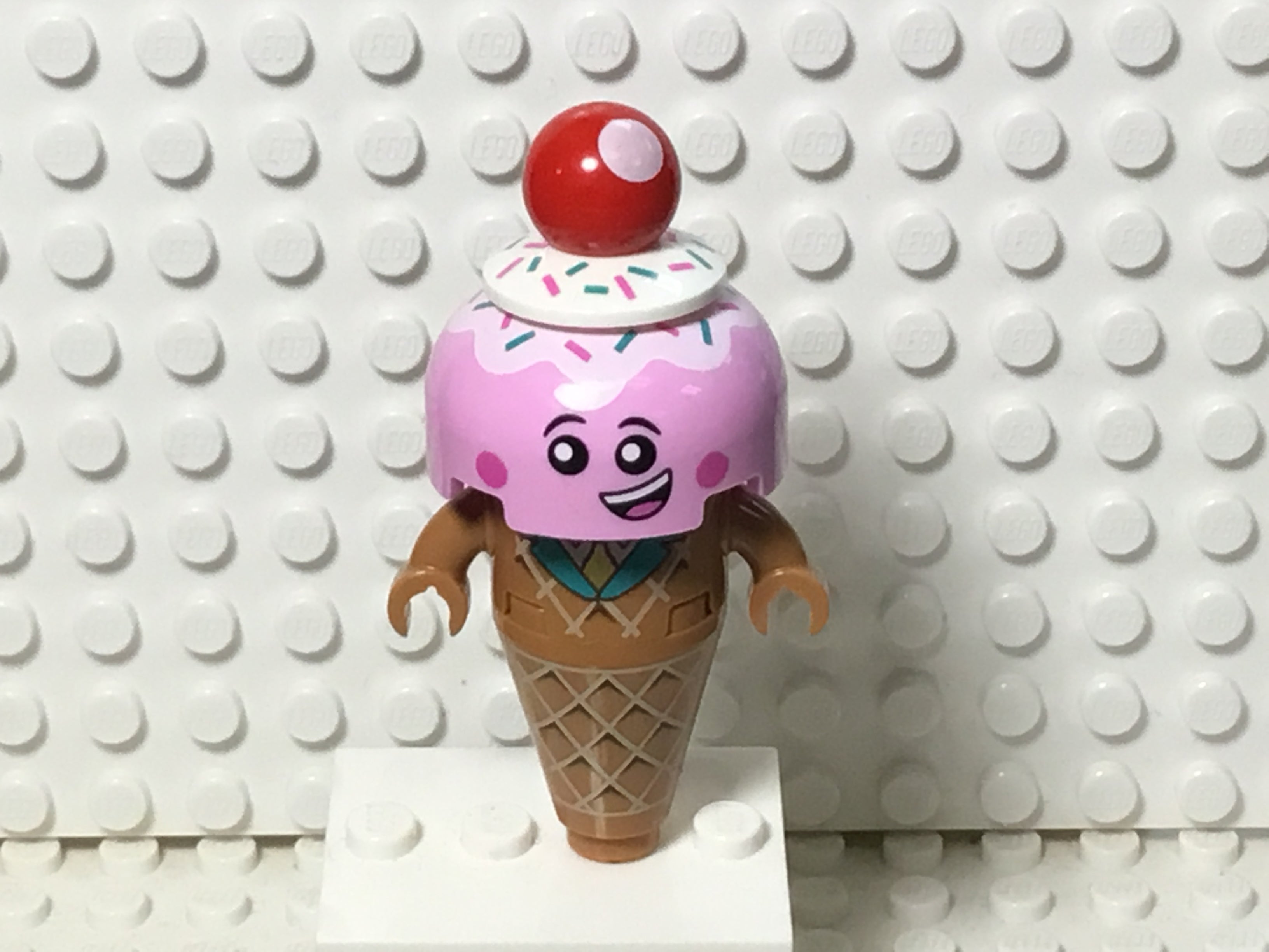 Ice Cream Cone, tlm127 – United Brick Co®