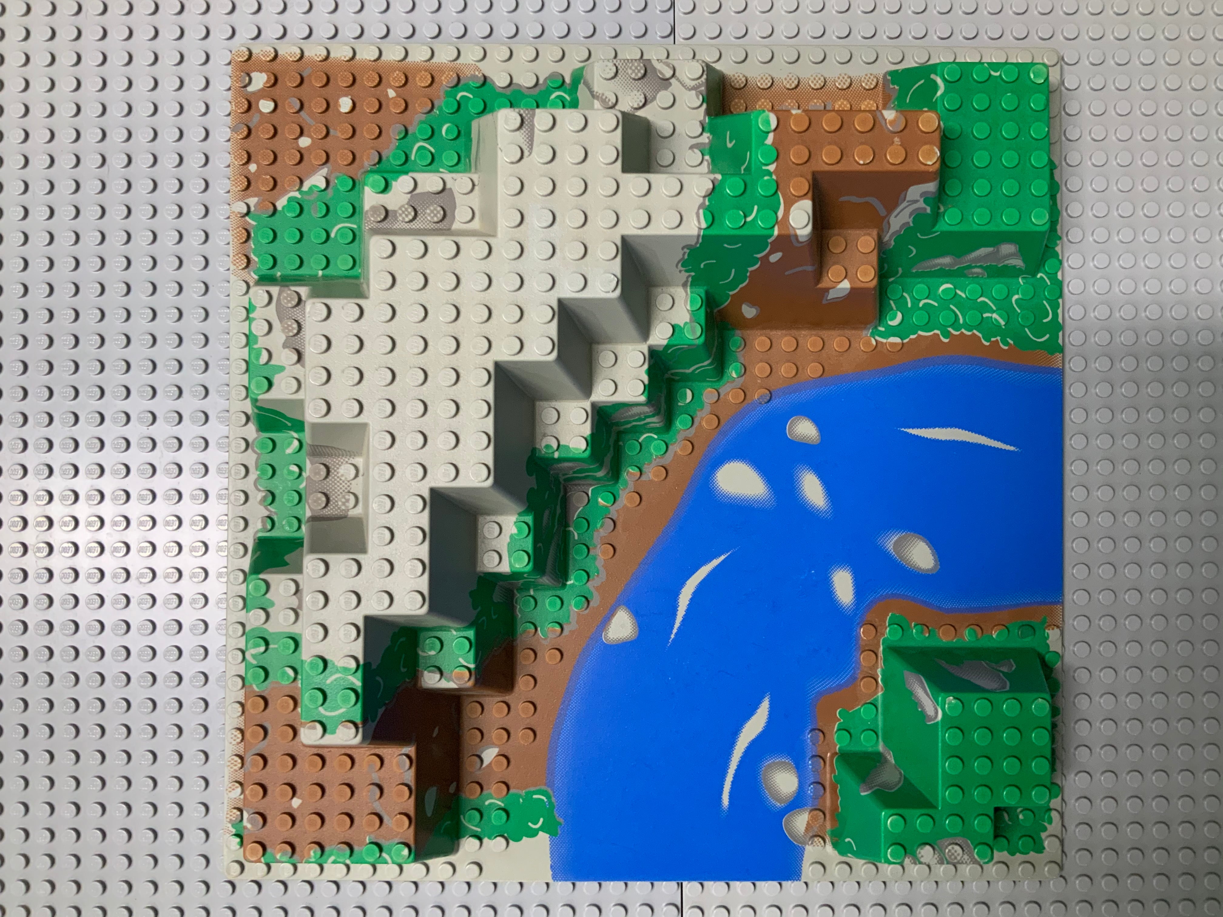 32x32 Raised Baseplate Canyon w/ Brown/Green Mountain, River