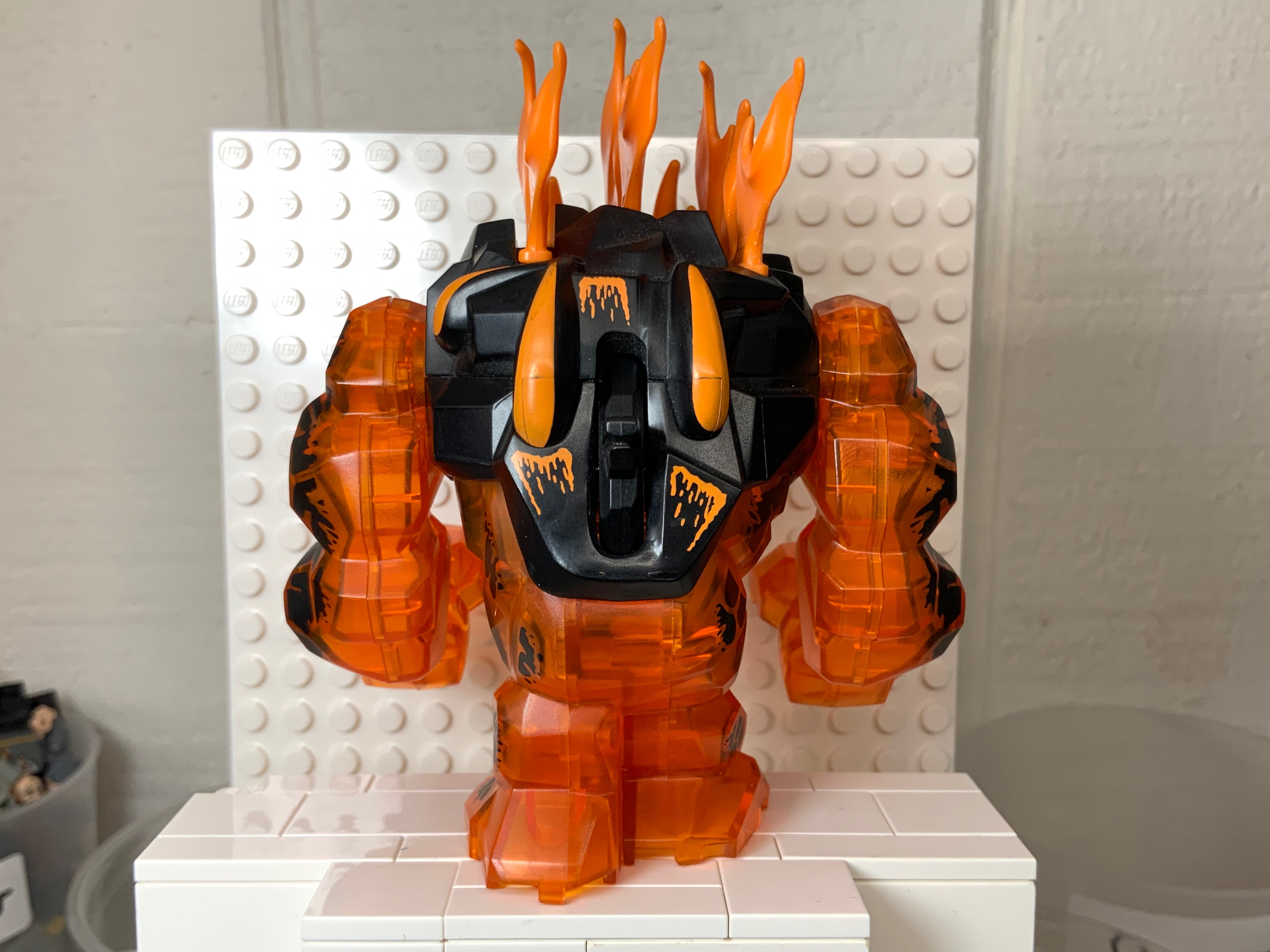 Eruptorr-Rock Monster, pm029 – United Brick Co®