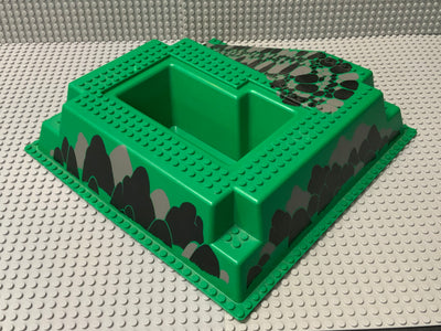 32x32 Raised Baseplate W/ Ramp & Pit, Rocks Black/Gray Pattern 2552px5 LEGO®