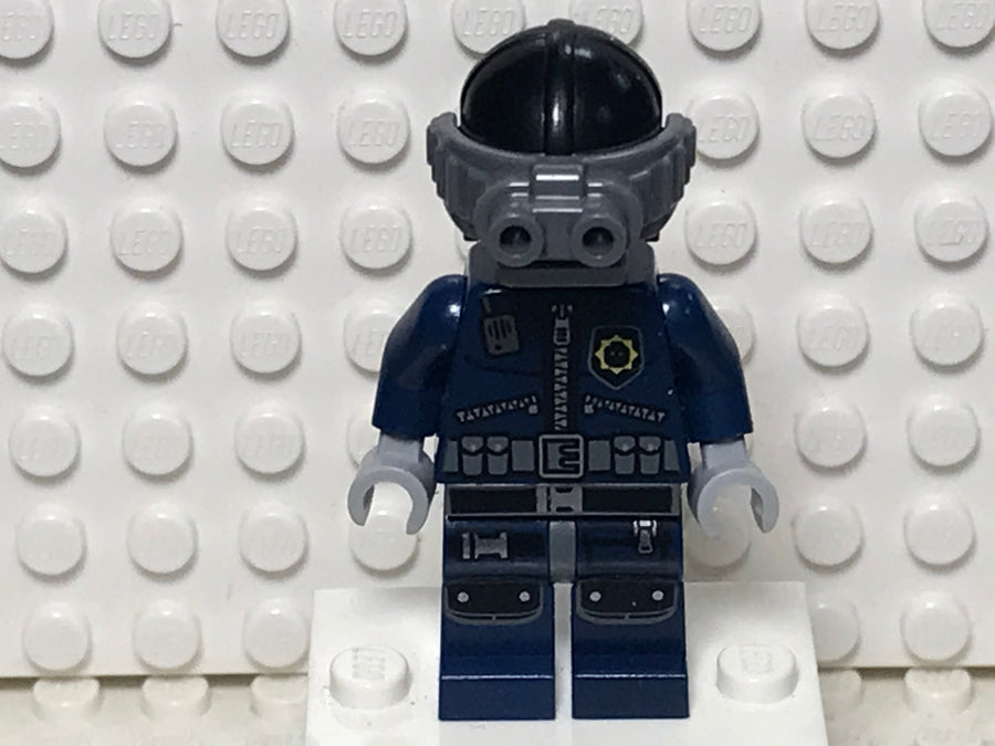 Lego super secret online police minifigures