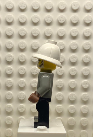 Dr. Kilroy - Gray Suit, adv033 Minifigure LEGO®   