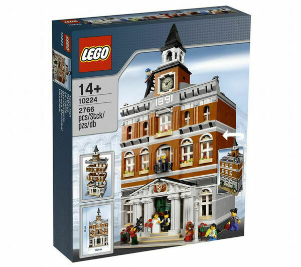 Town Hall, 10224 Building Kit LEGO®   